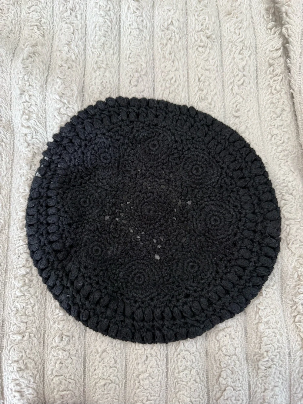 Black Knit Beret for Kids - Cozy Winter Hat
